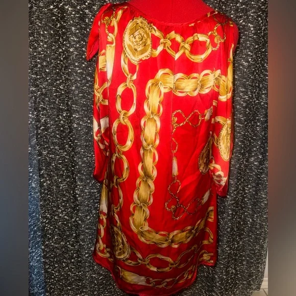 Voom dress - Picture 1 of 3